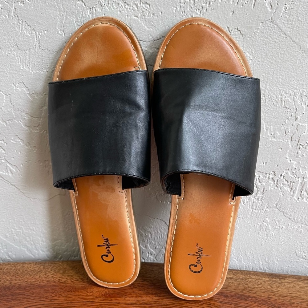 Curfew‎ Two Tone Black and Brown Slip on Flat Size: 10